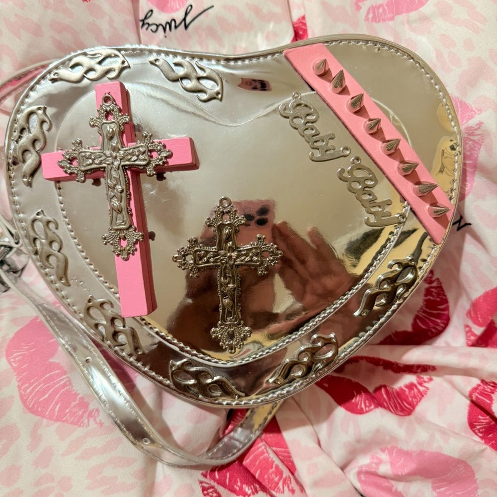 Silver Heart-Shaped Crossbody Bag with Pink Accents
